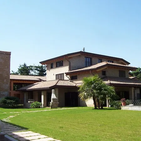Maison D'elite 아파트